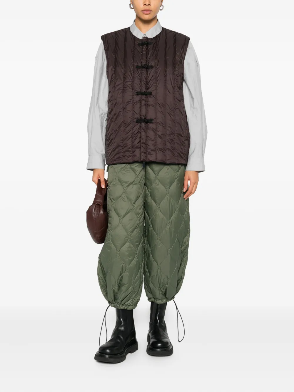 Taion Quilted Toggle Jacket In Brown