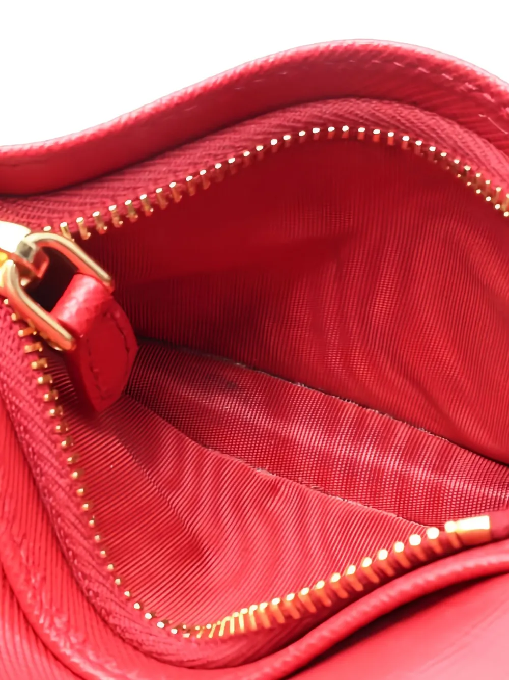 Pre-owned Prada 2010s Bi-fold Leather Wallet In Red