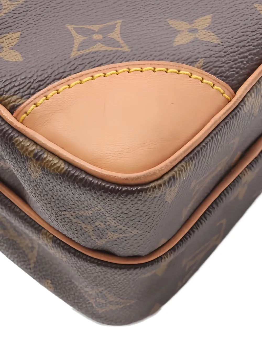 Pre-owned Louis Vuitton 2000 Amazon Monogram Shoulder Bag In Brown