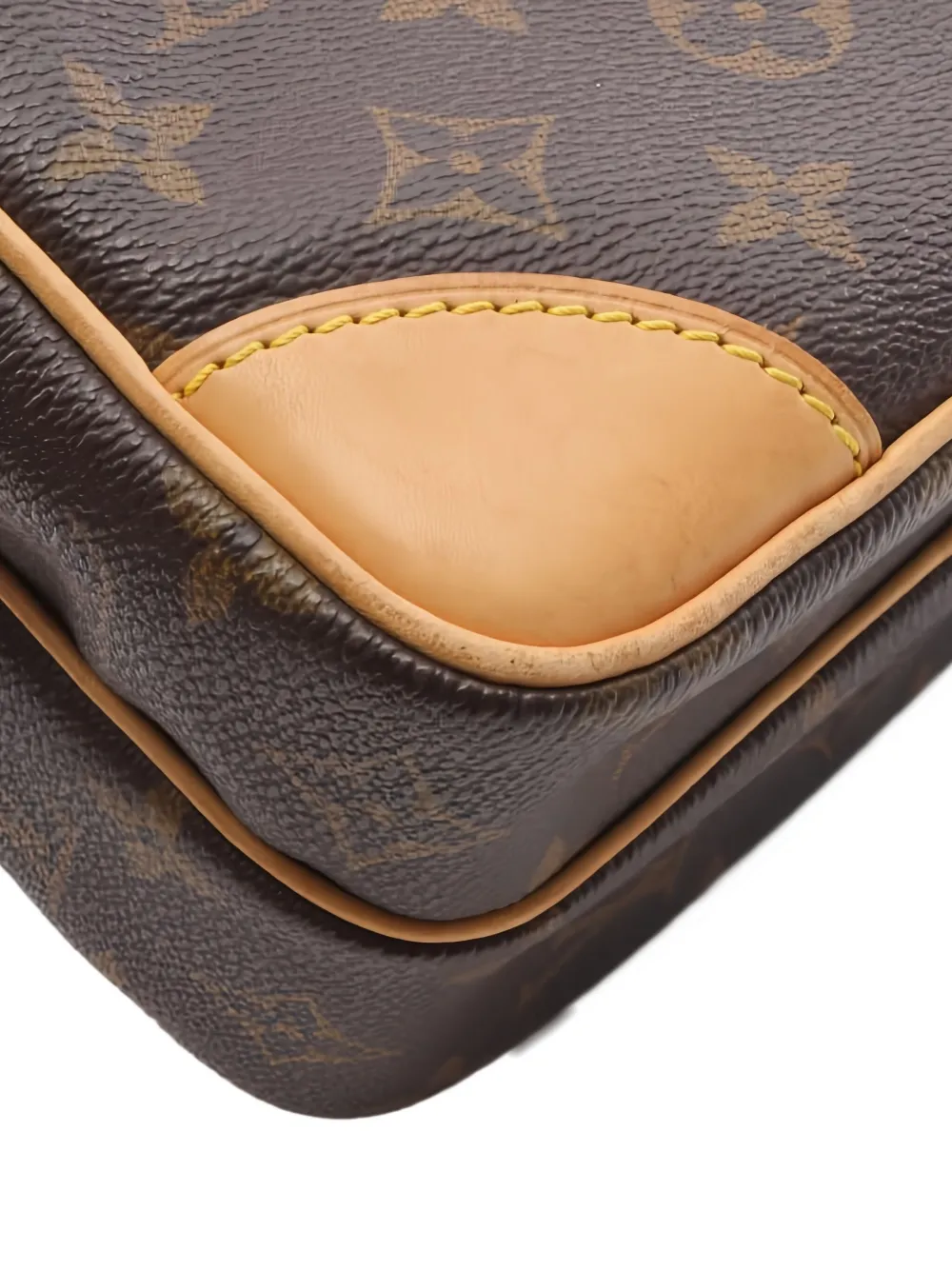 Pre-owned Louis Vuitton 2002 Monogram Amazon Crossbody Bag In Brown