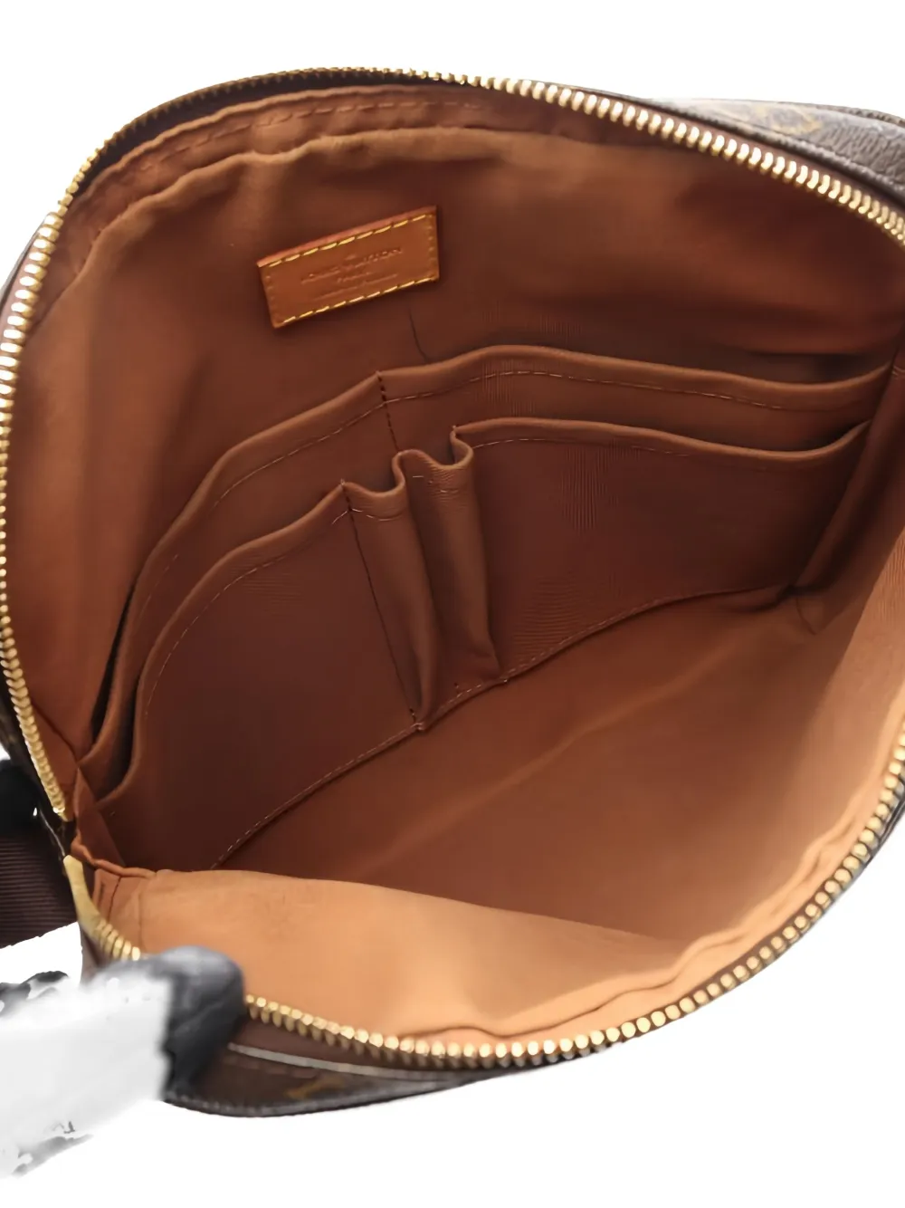 Pre-owned Louis Vuitton 2009 Trotteur Beaubourg Shoulder Bag In Brown