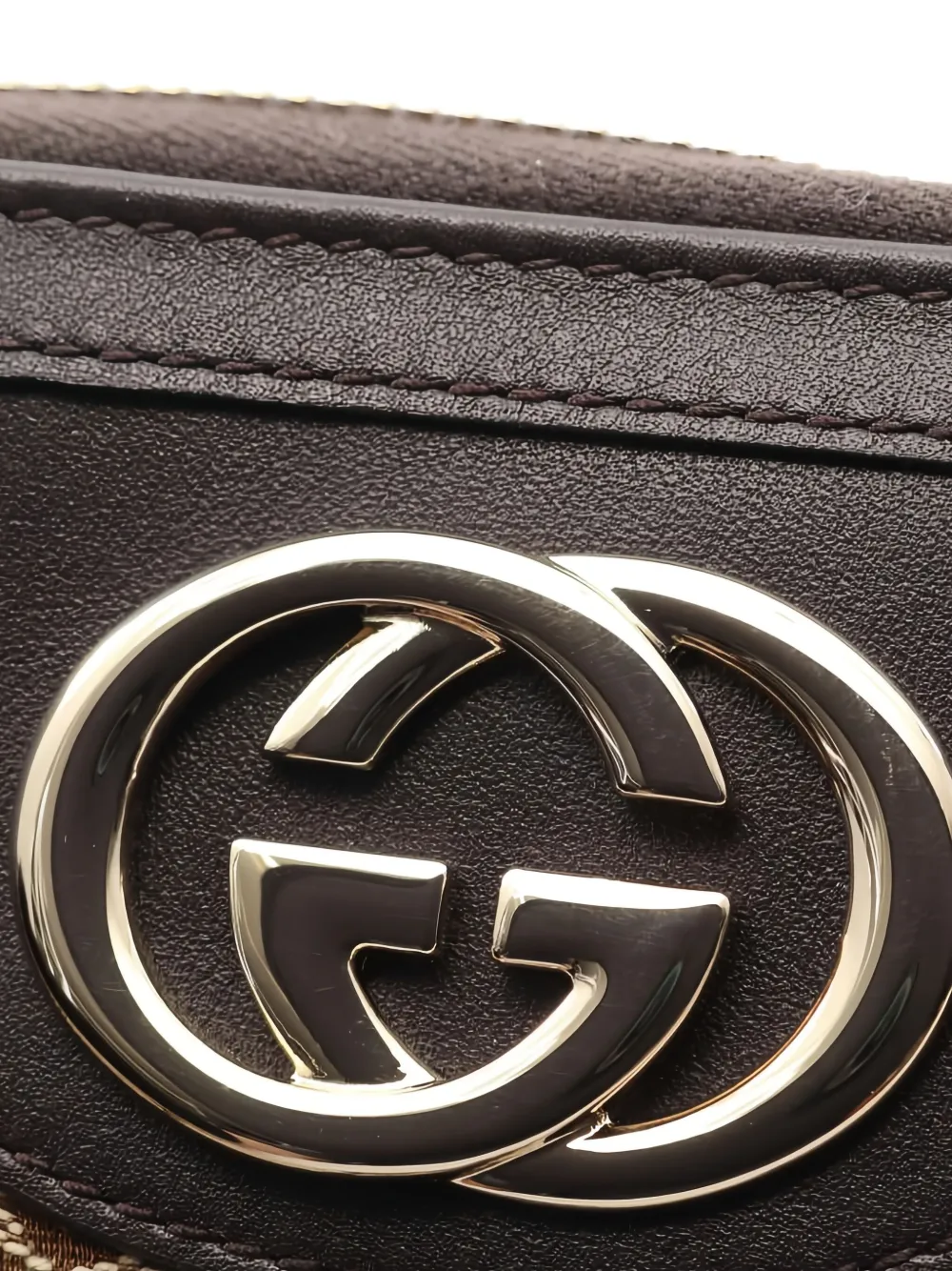 Pre-owned Gucci 2010s Sukey Gg Zippe Wallet In Neutral