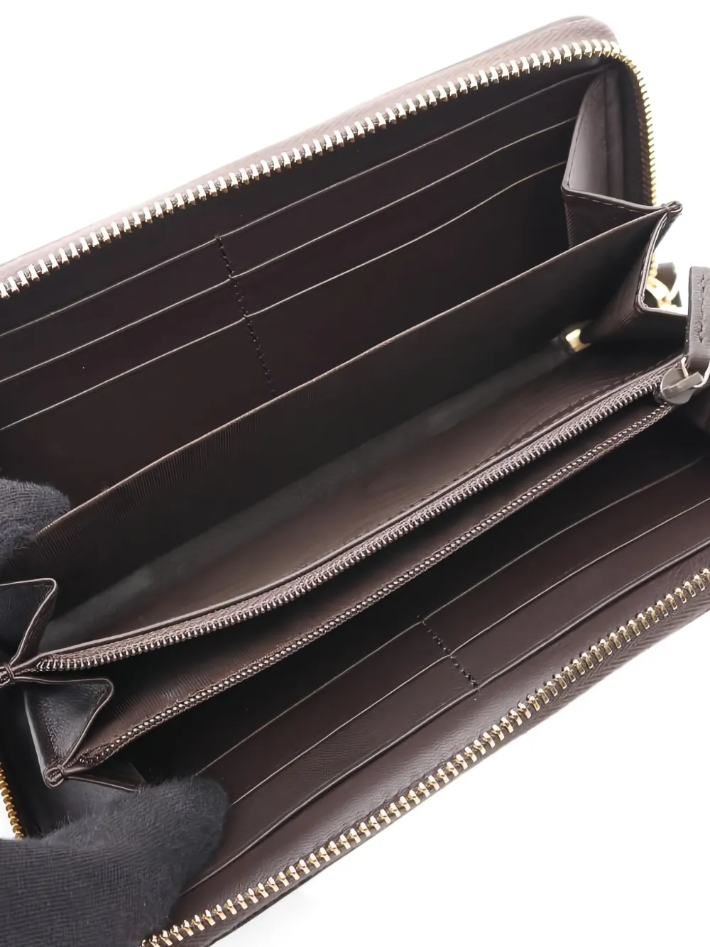 Pre-owned Gucci 2010s Sukey Gg Zippe Wallet In Neutral