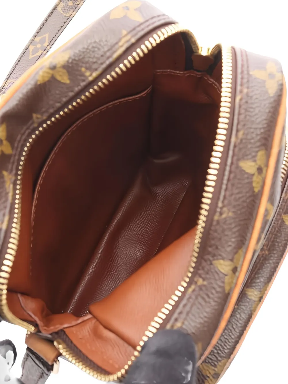 Pre-owned Louis Vuitton 2003 Monogram Amazon Shoulder Bag In Brown