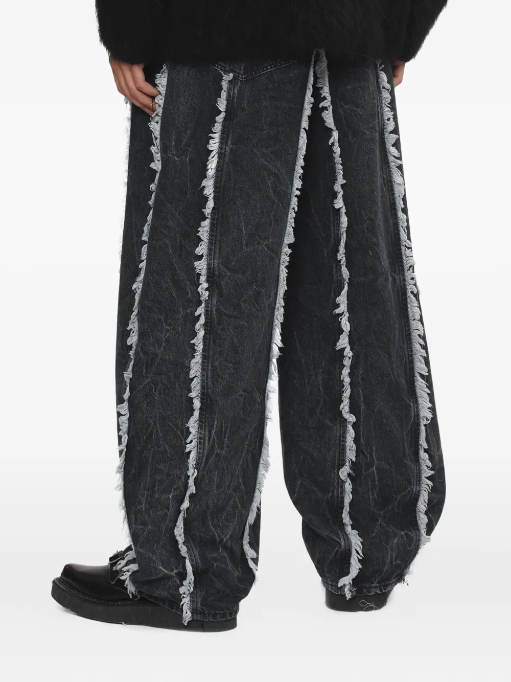 Séfr Cutline Frayed Jeans In Black