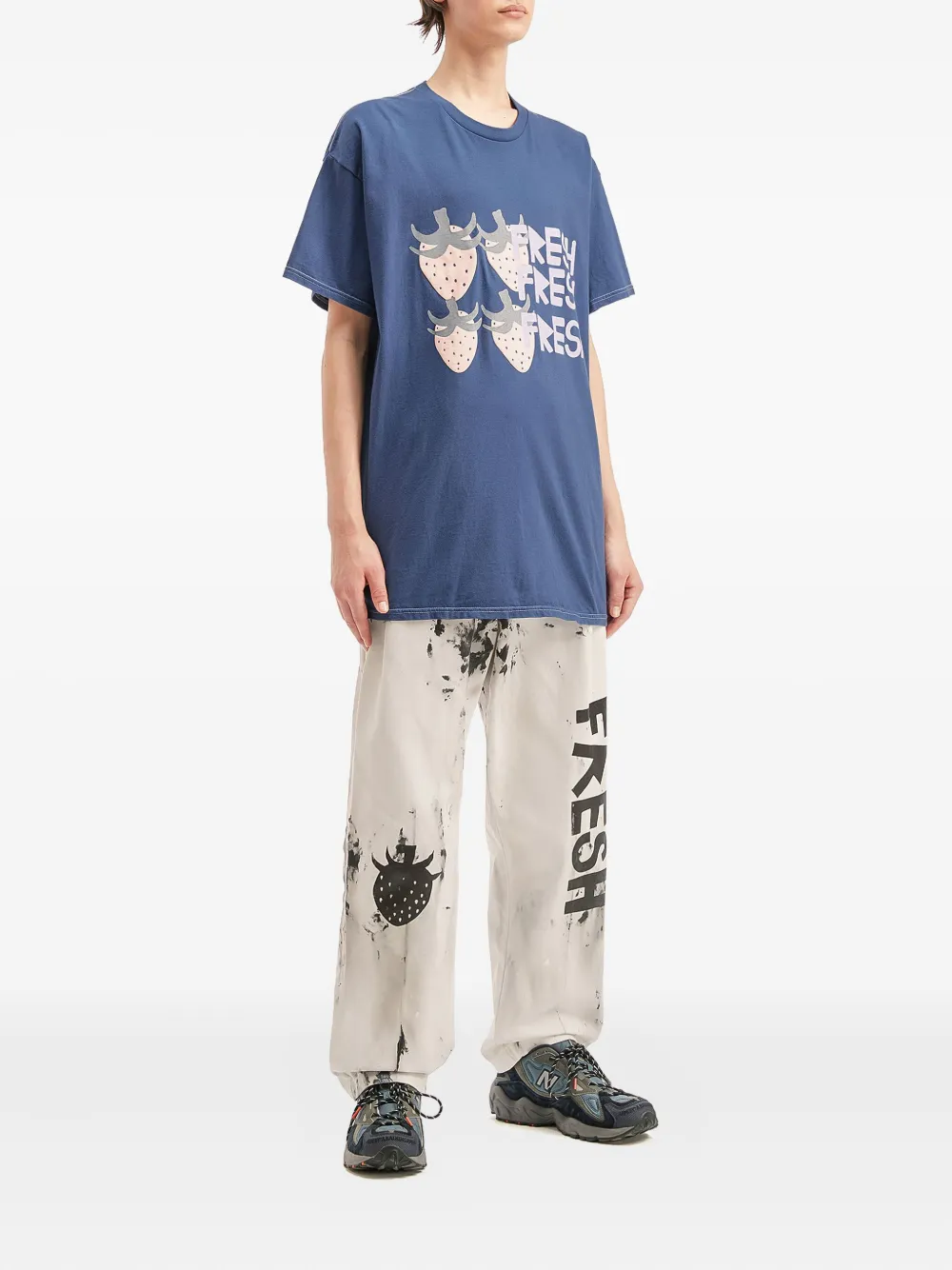 WESTFALL strawberry-graphic T-shirt - Blauw