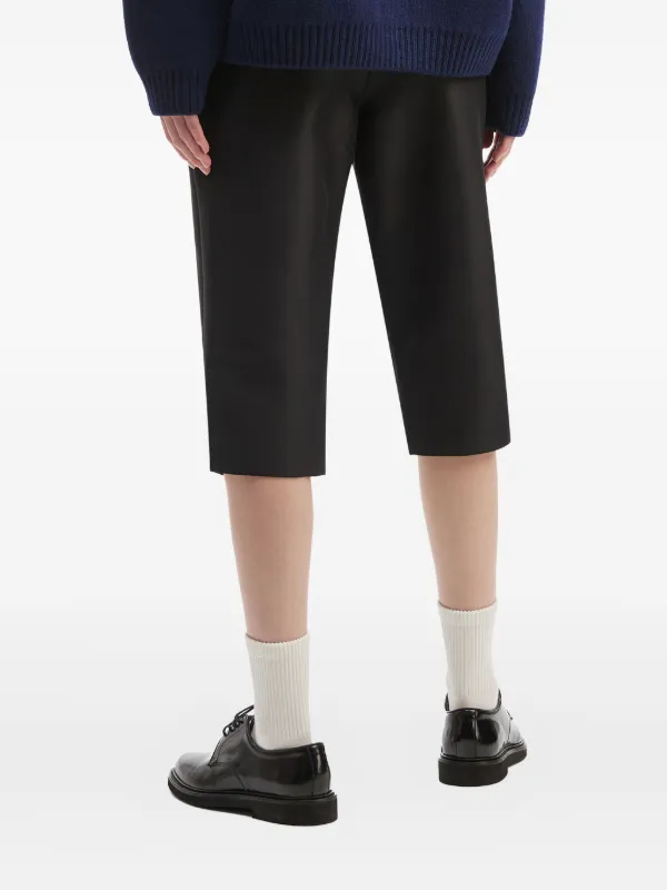 SHUSHU/TONG ラッフルショーツ　ショートパンツ　ブラック SHUSHU/TONG サイドスリット ショートパンツ | ブラック | FARFETCH JP