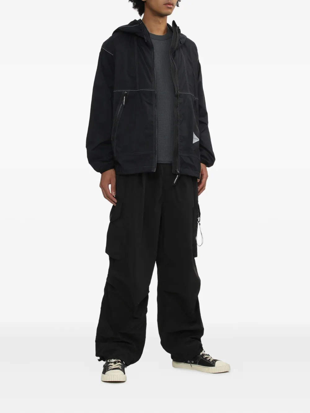 and Wander multiple-pocket cargo pants | Loose Fit Pants | Image 2