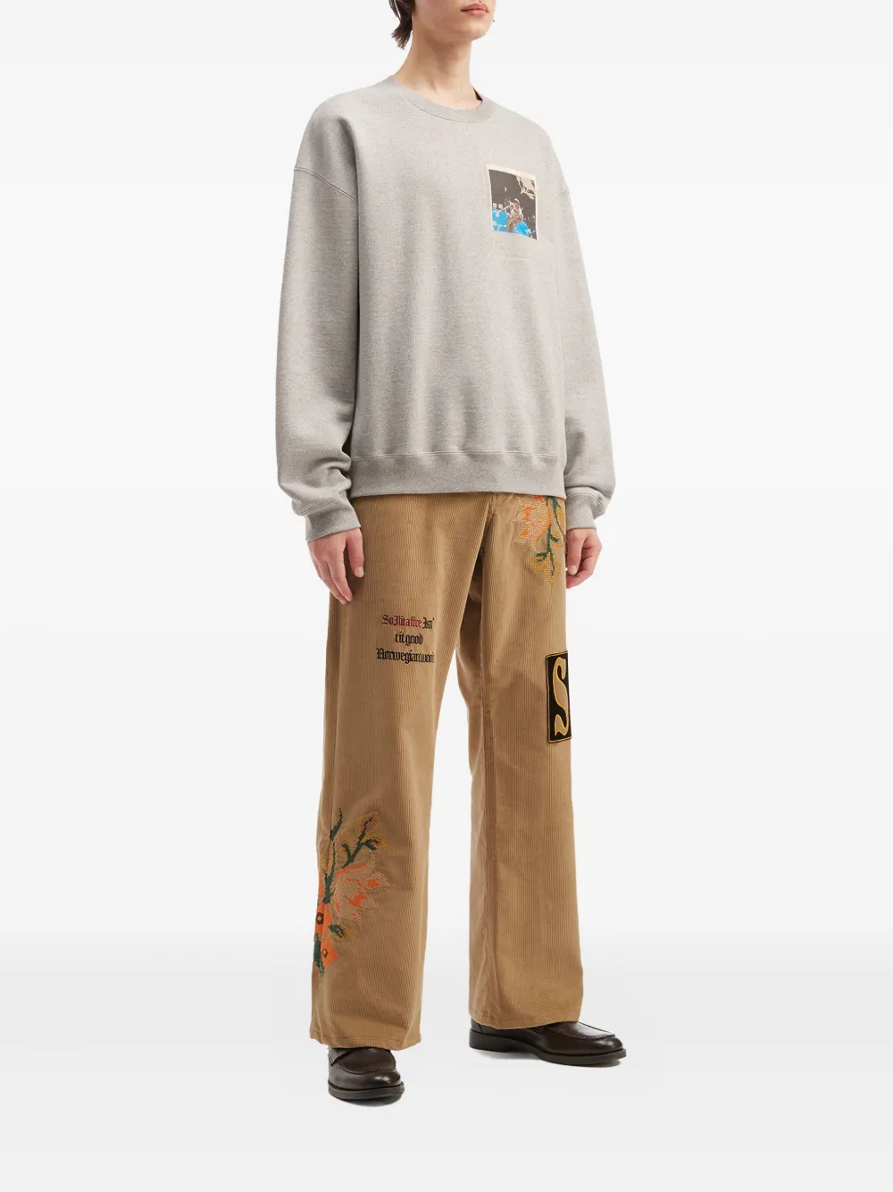 KHOKI floral-embroidery patch-detail trousers - Beige