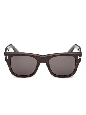 Prada Eyewear スクエアフレーム サングラス | ブラウン | FARFETCH JP
