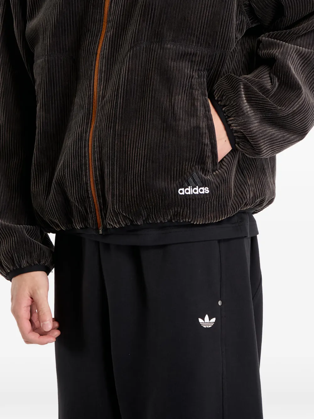 Adidas コーデュロイ ジップジャケット | ブラック | FARFETCH JP