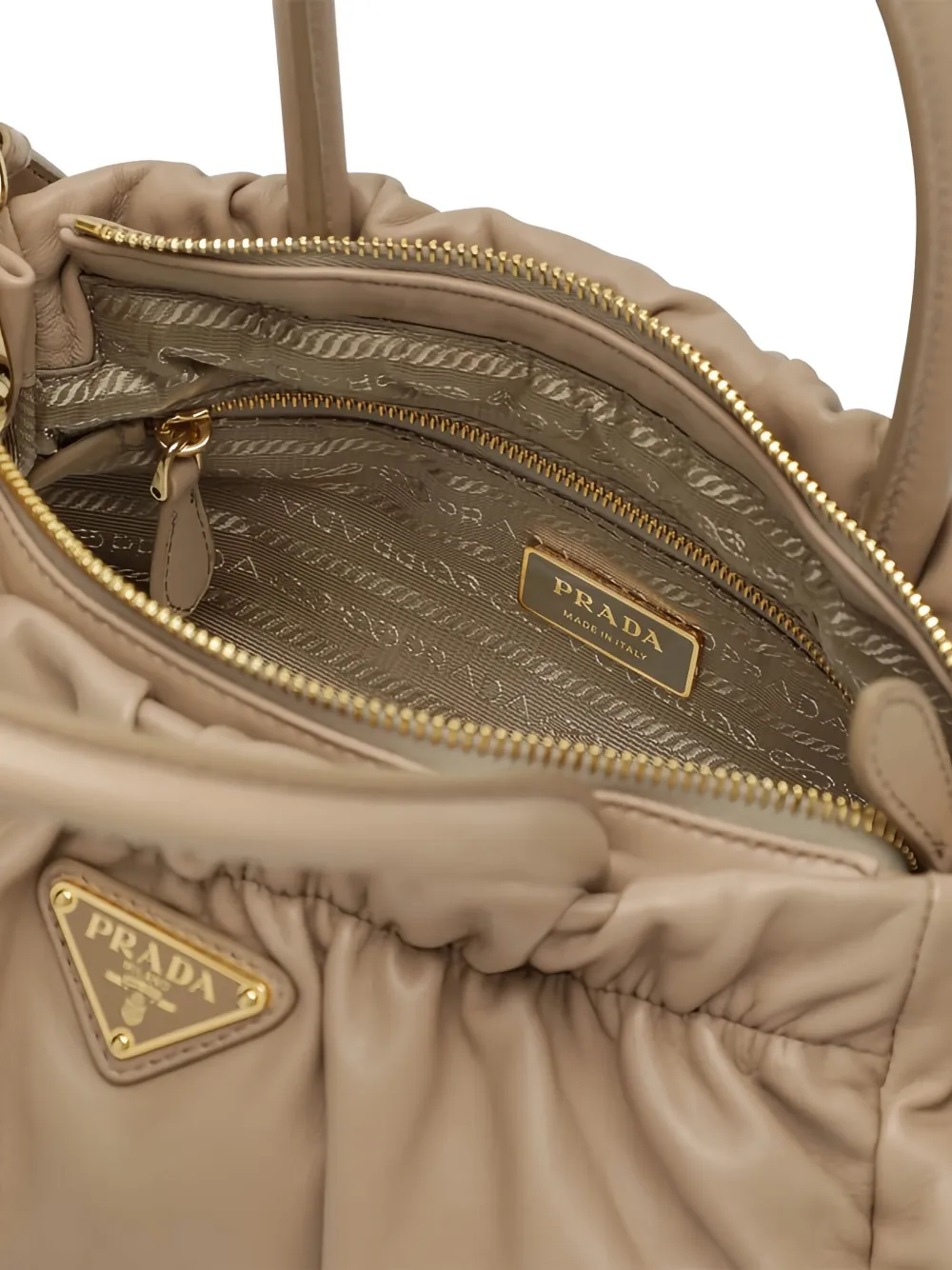 Prada Leren schoudertas Beige