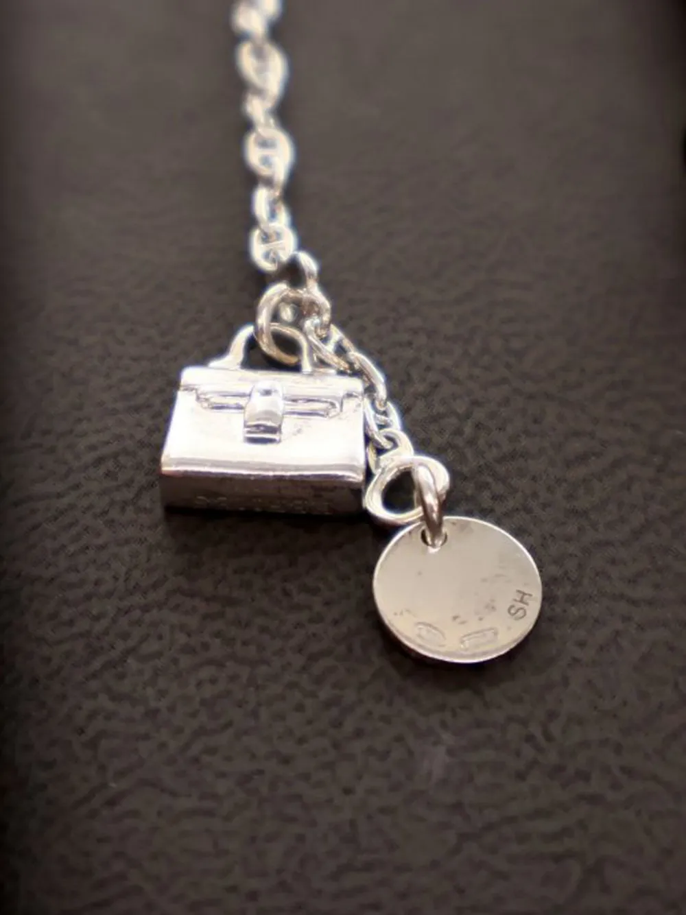 Hermès Pre-Owned pulsera Amulettes Kelly en plata de ley 2010-2025 | Image 2