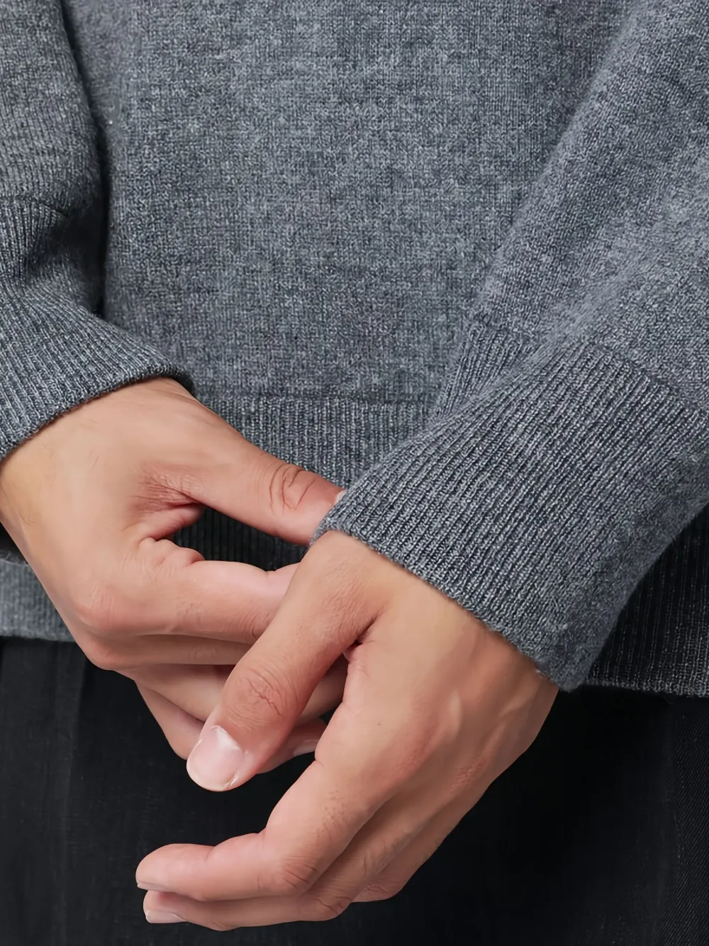 Soft Goat Grey Cashmere Crewneck Sweater In Gray