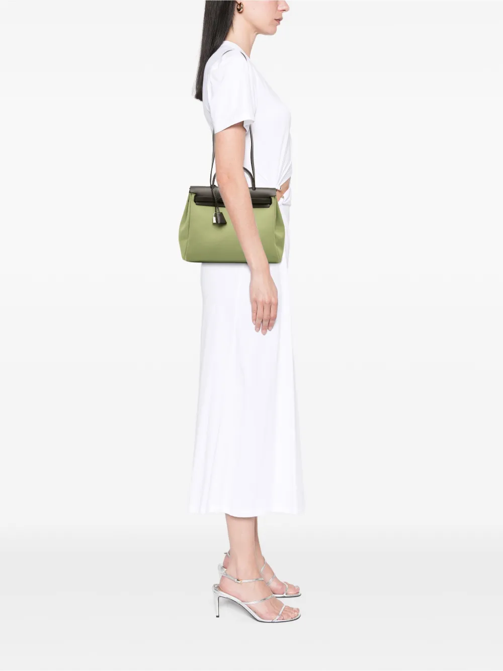 Hermès Pre-Owned 2019 Toile Herbag Zip 31 satchel | Pre-Owned | Image 2