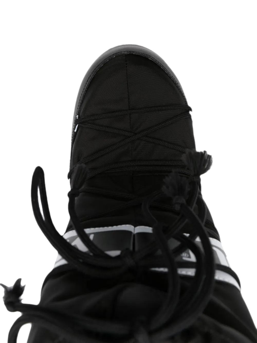 MOONBOOT アイコン フェイクカーリー ブラックブーツ ICON LOW BLACK FAUX-FUR BOOTS | Moon Boot®