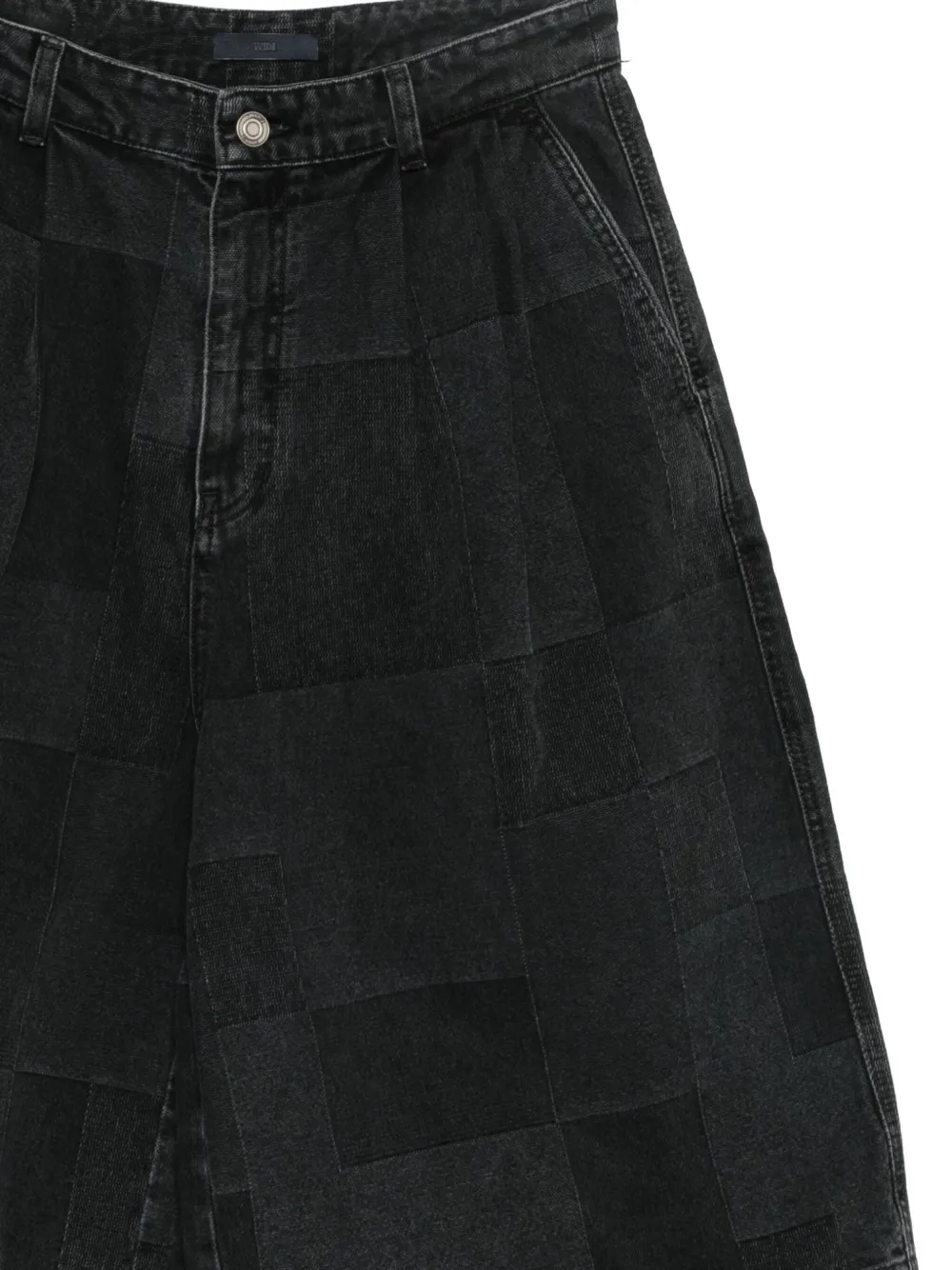 Juun.J Bermuda shorts met patch Zwart