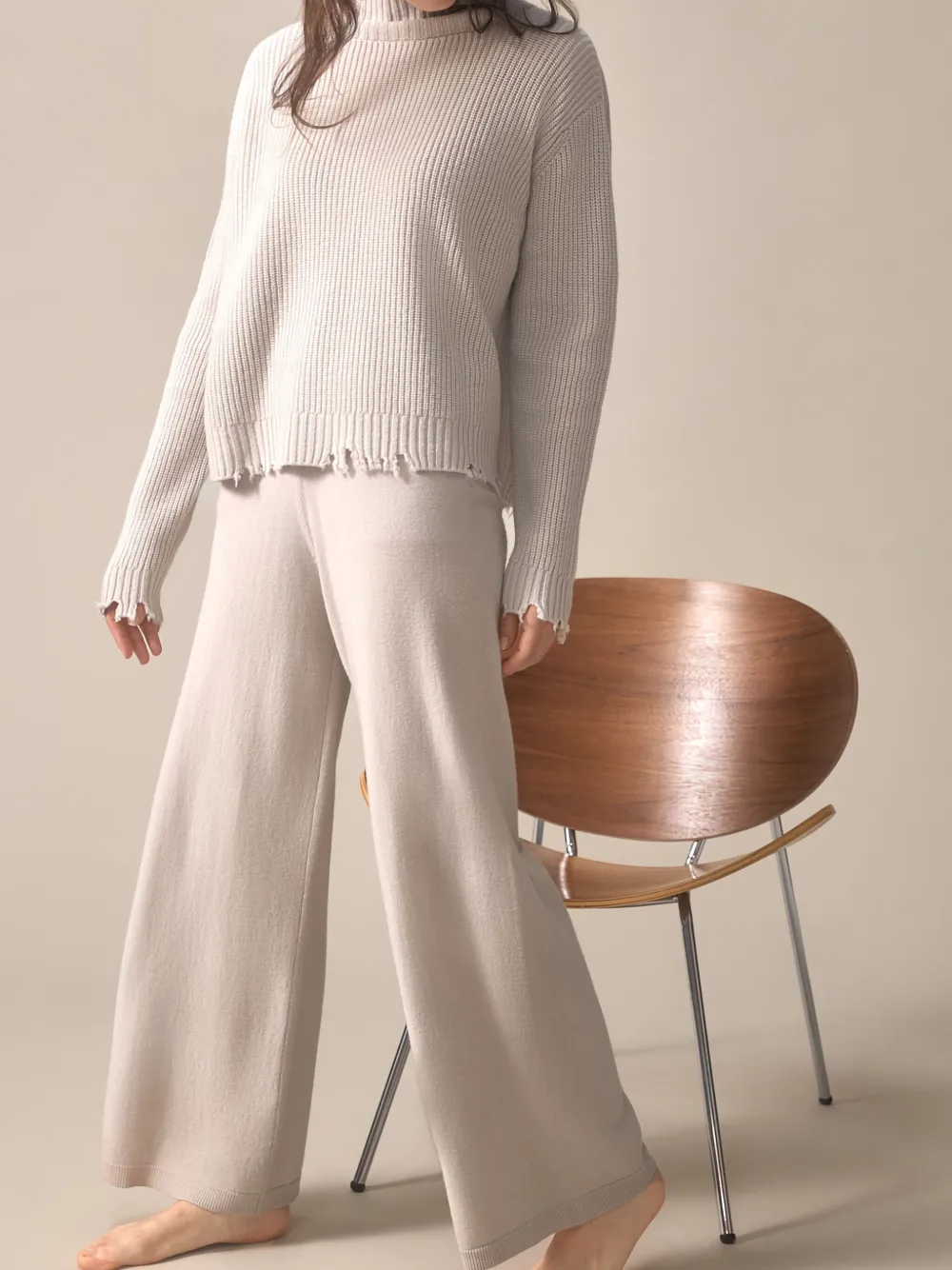 Philo-sofie Ribbed Frayed Sweater In Neutral
