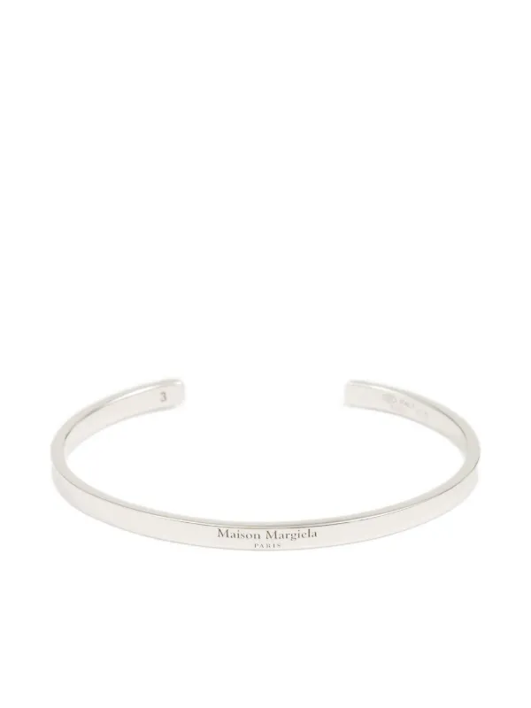 お値下げ不可　MAISON MARGIELA シルバーロゴカフブレスレット Maison Margiela ロゴ カフブレスレット | シルバートーン | FARFETCH JP