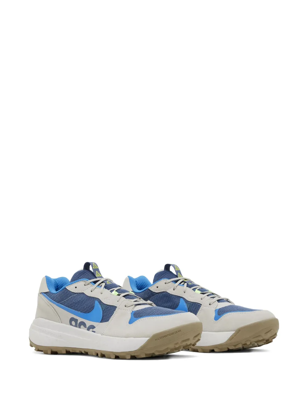 Nike Acg Lowcate Sneakers In Neutral