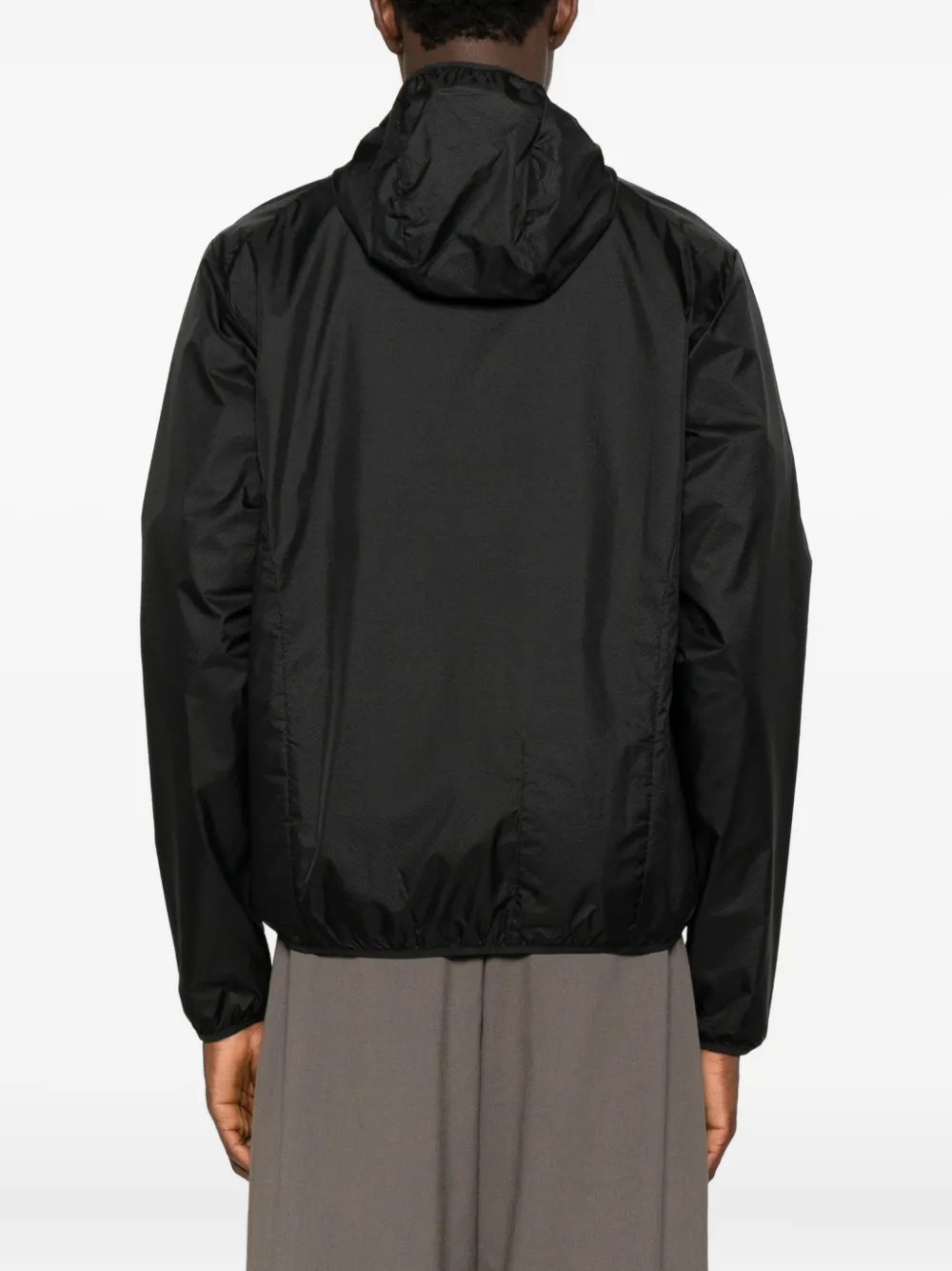 Roa Hue Packable Jacket In Black