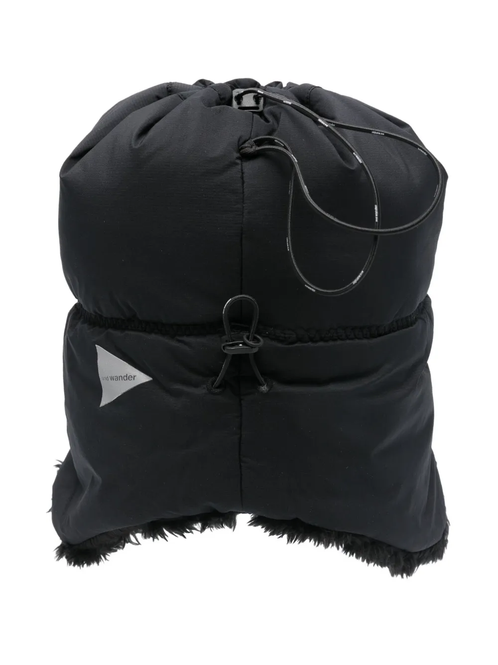And Wander Pet met afwerking van imitatielamswol - Zwart