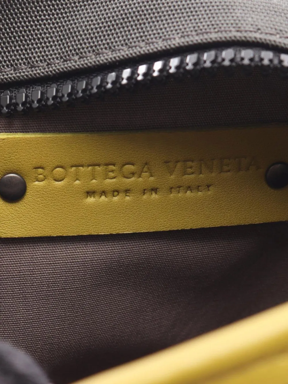 Pre-owned Bottega Veneta 2012-2025 Canvas And Intrecciato Belt Bag In Gray