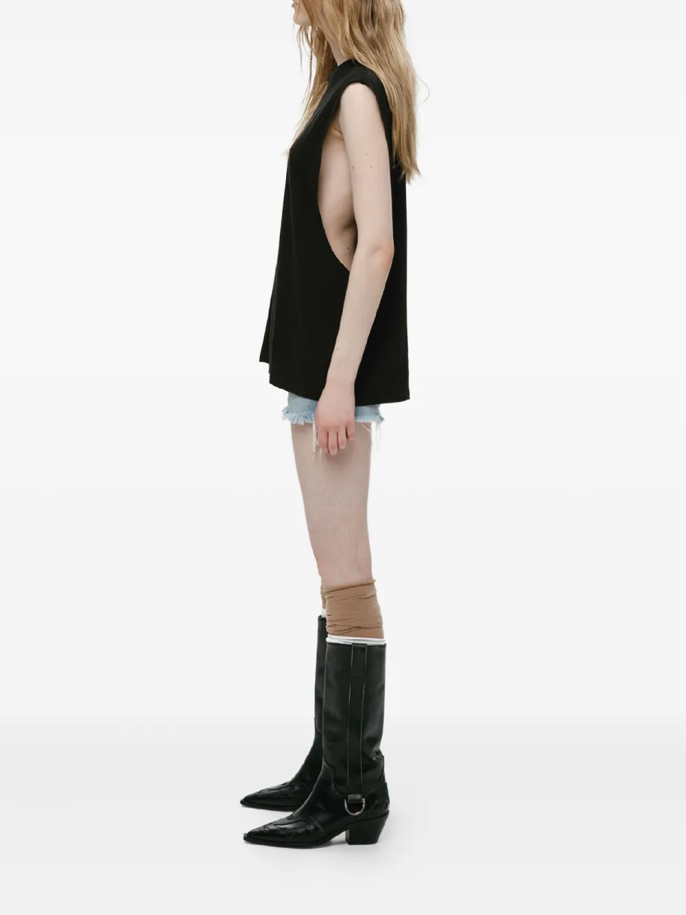 Mainless Sleeveless Distressed T-shirt In Black
