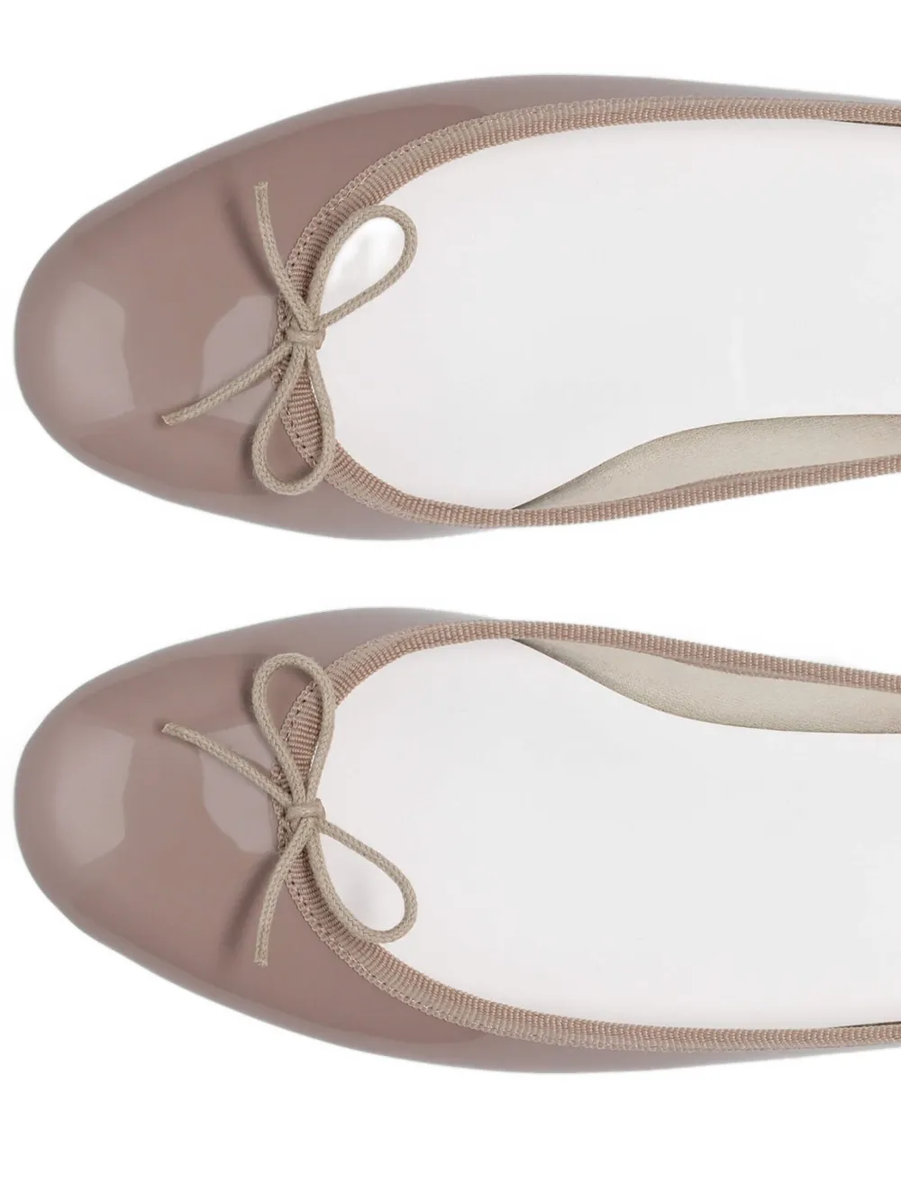 Repetto Cendrillon lakleren ballerina's met strikdetail Beige