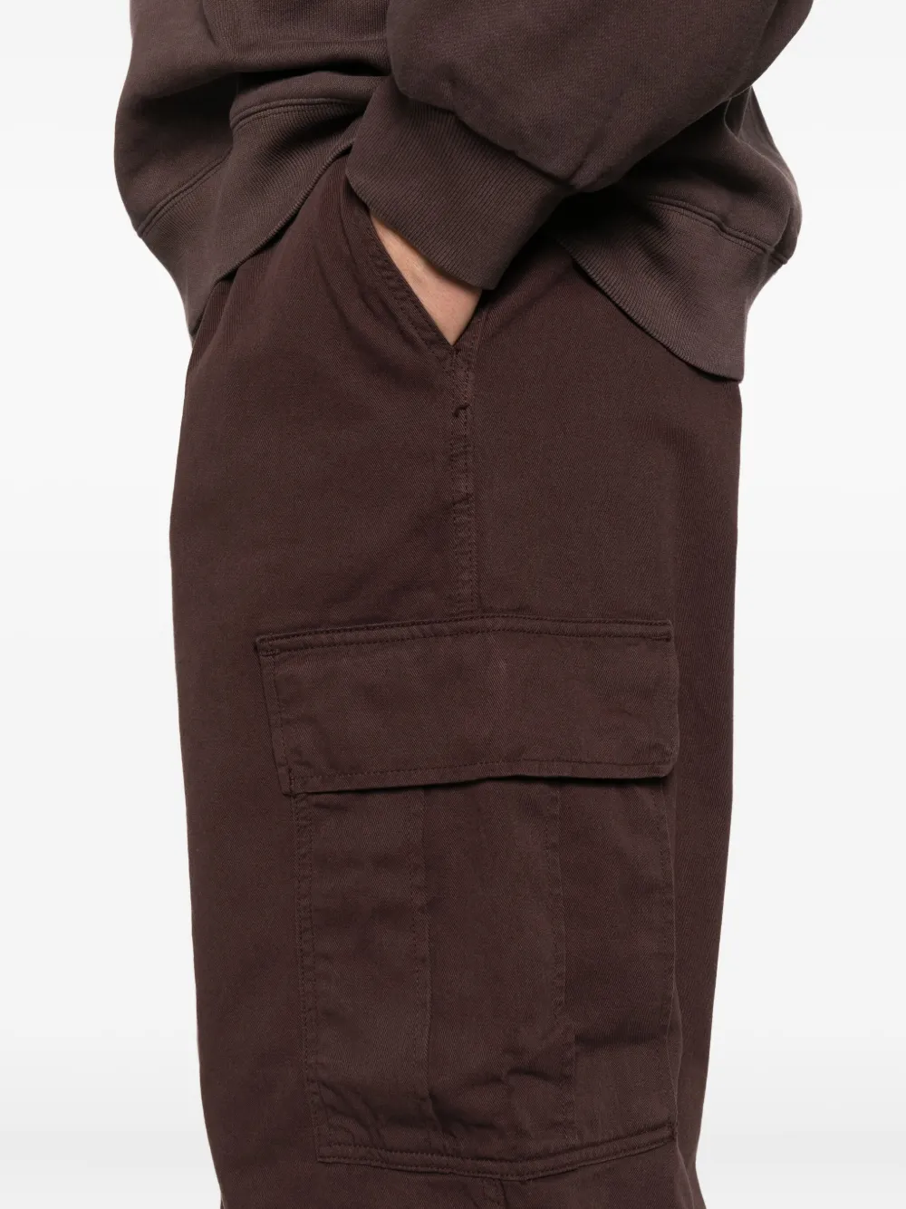 Carhartt WIP Broek met logopatch Bruin