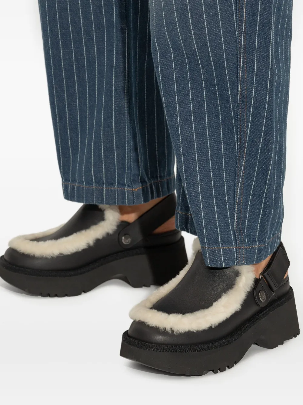 UGG 51 mm Esmee muiltjes met afwerking Zwart