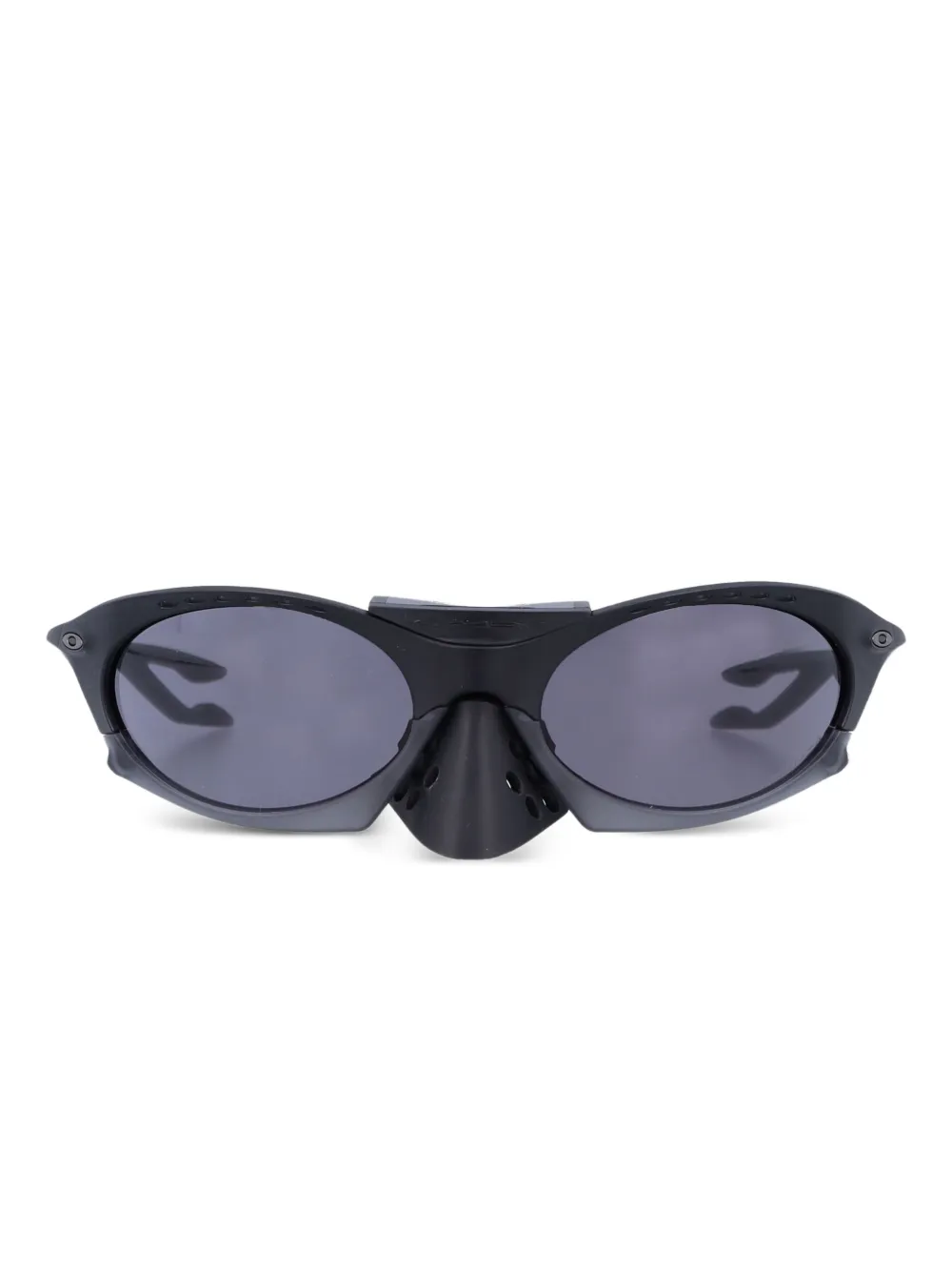 Oakley Plantaris sunglasses | Black | Image 1