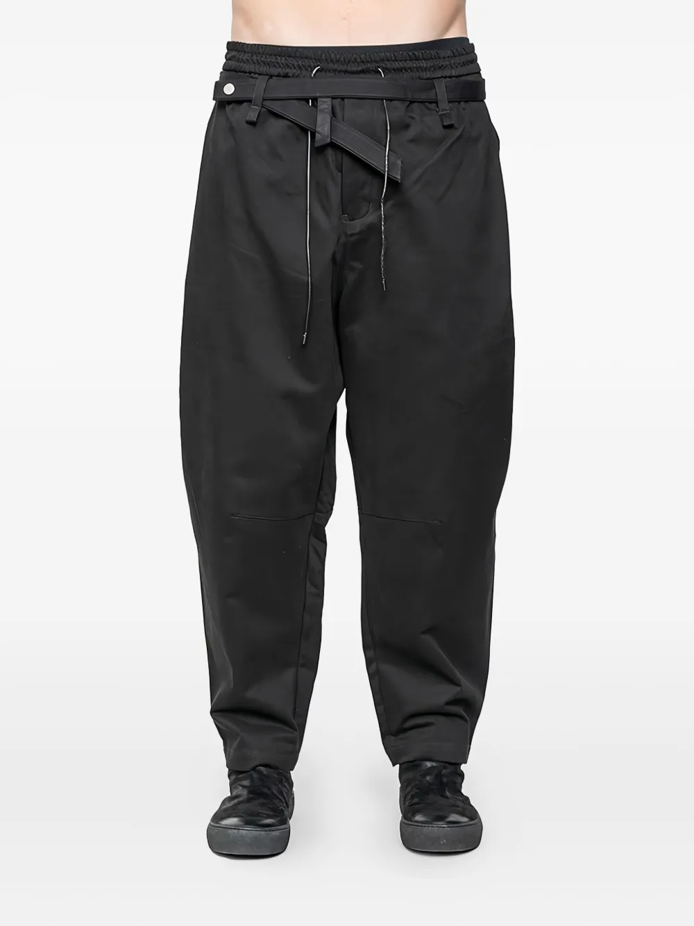 Joe Chia Depa belt-loop trousers | Black | Image 1