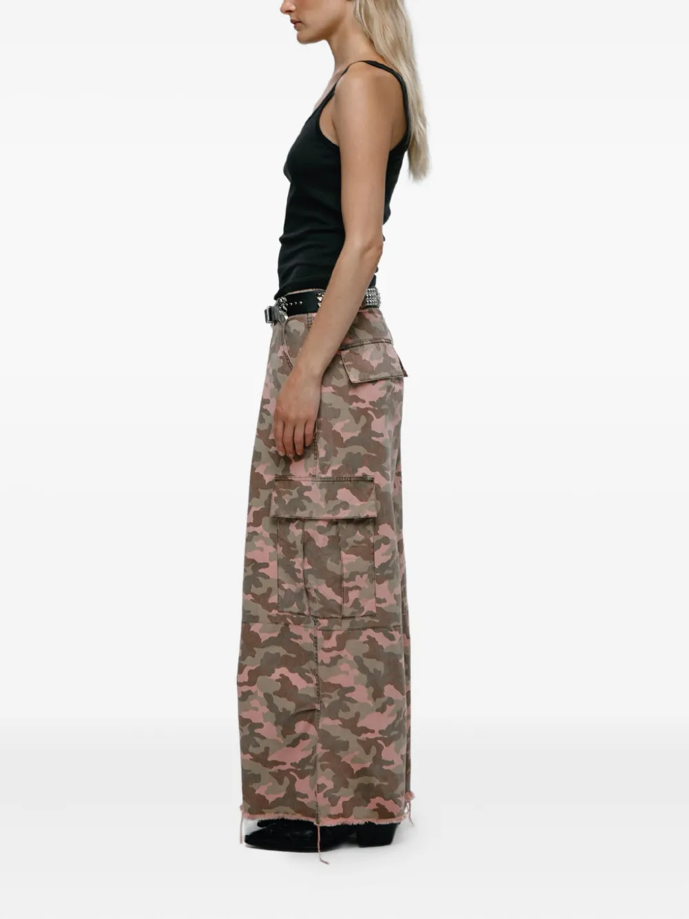 Mainless Camouflage Print Trousers In Brown