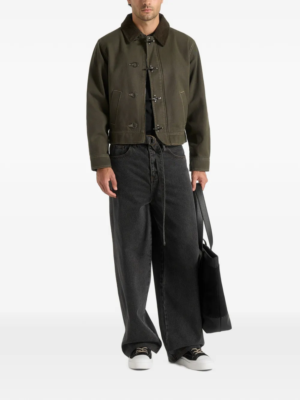 Manière De Voir Nino gabardine jack met contrasterende stiksels en gesp-detail Groen