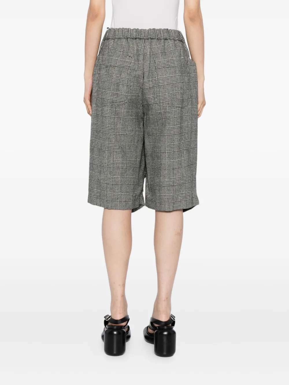 Noir Kei Ninomiya Houndstooth-print Shorts In Gray