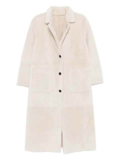 Arma abrigo con botones