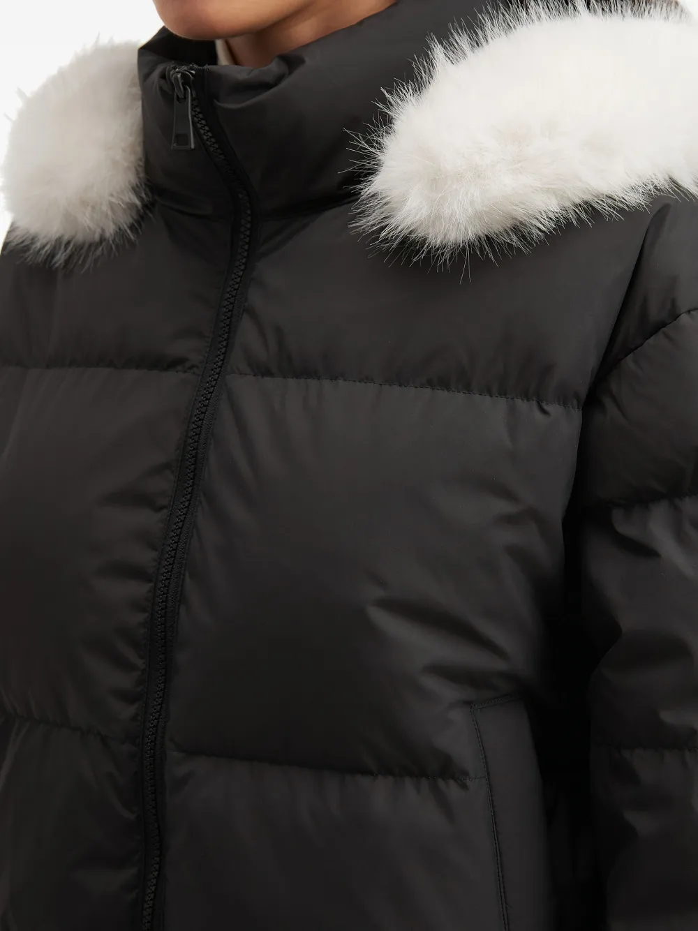 b+ab Donsjack met capuchon Zwart