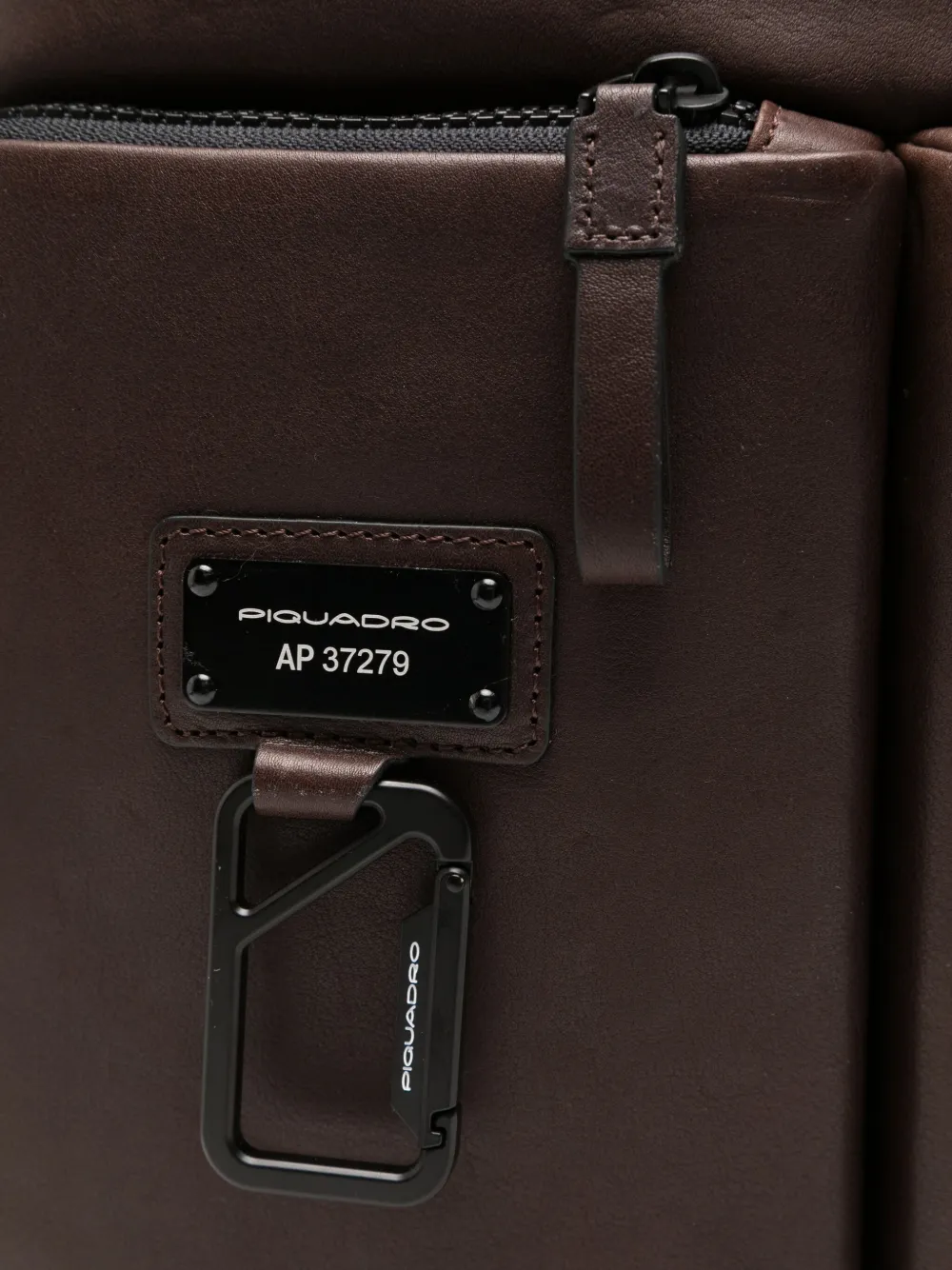 PIQUADRO Rugzak met logoplakkaat Bruin