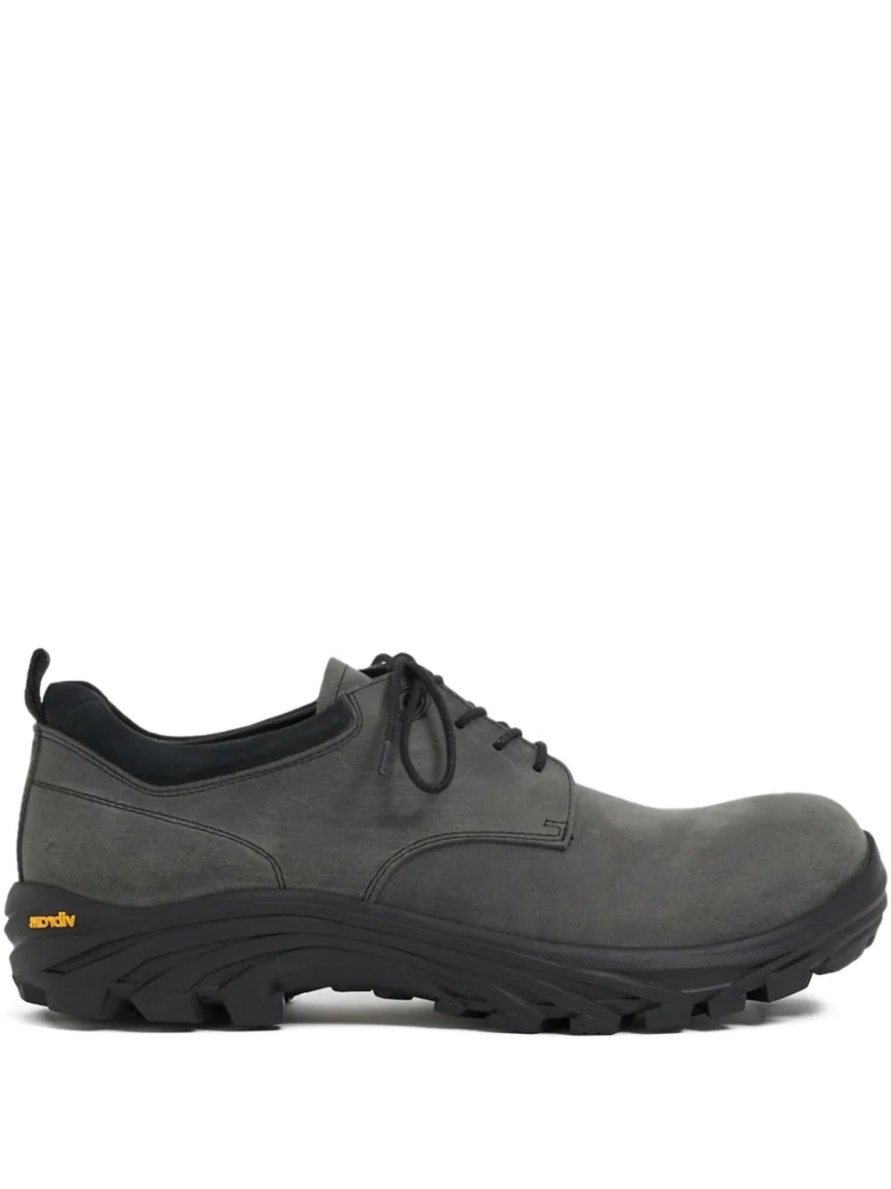 Paracia zapatos no seguros en colaboración con Carter Young | gris | Image 1