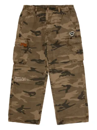AAPE BY *A BATHING APE®