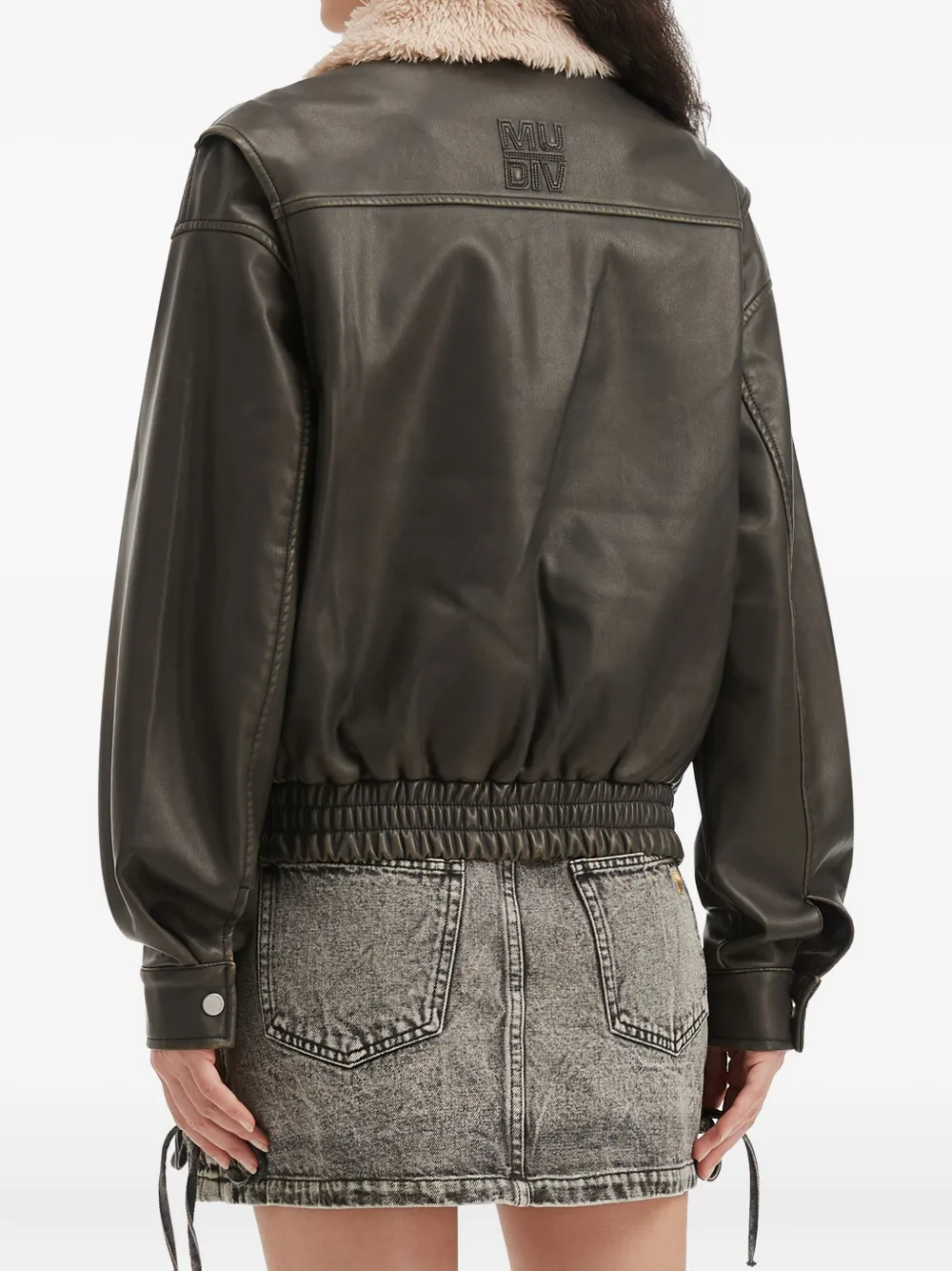 Musium Div. Jack met zakken Bruin