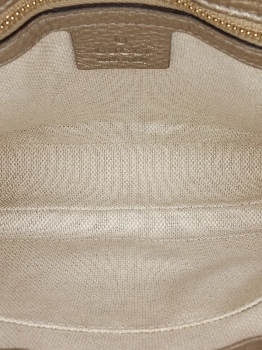 Pre-owned Gucci 2016-2025 Medium Metallic Leather Soho Chain Flap Crossbody Bag In Gold