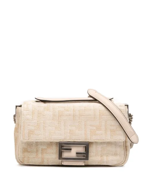 Fendi Pre-Owned bolsa de hombro Baguette mediana de piel con logo FF y cadena 2010-2025