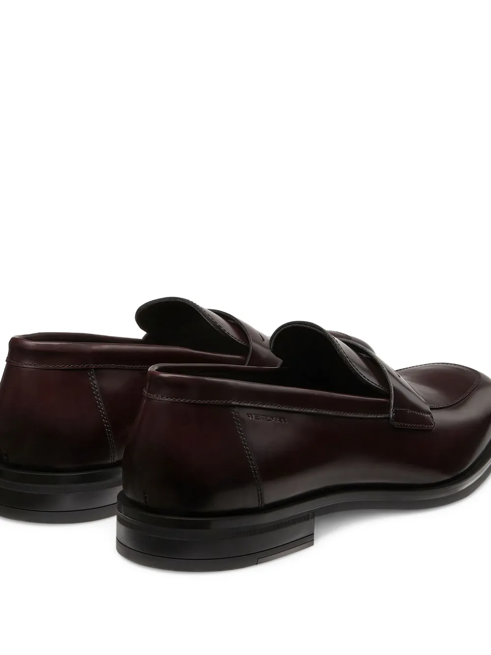 Stuart Weitzman SW Clup Classic Penny loafers met vierkante neus Bruin