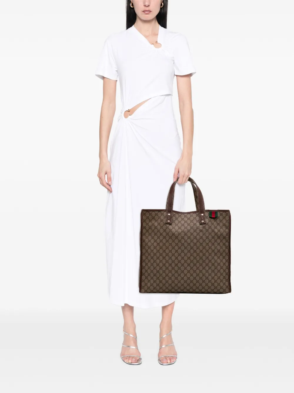 Pre-owned Gucci 2016-2025 Large Gg Supreme Web Loop Tote Bag In Brown