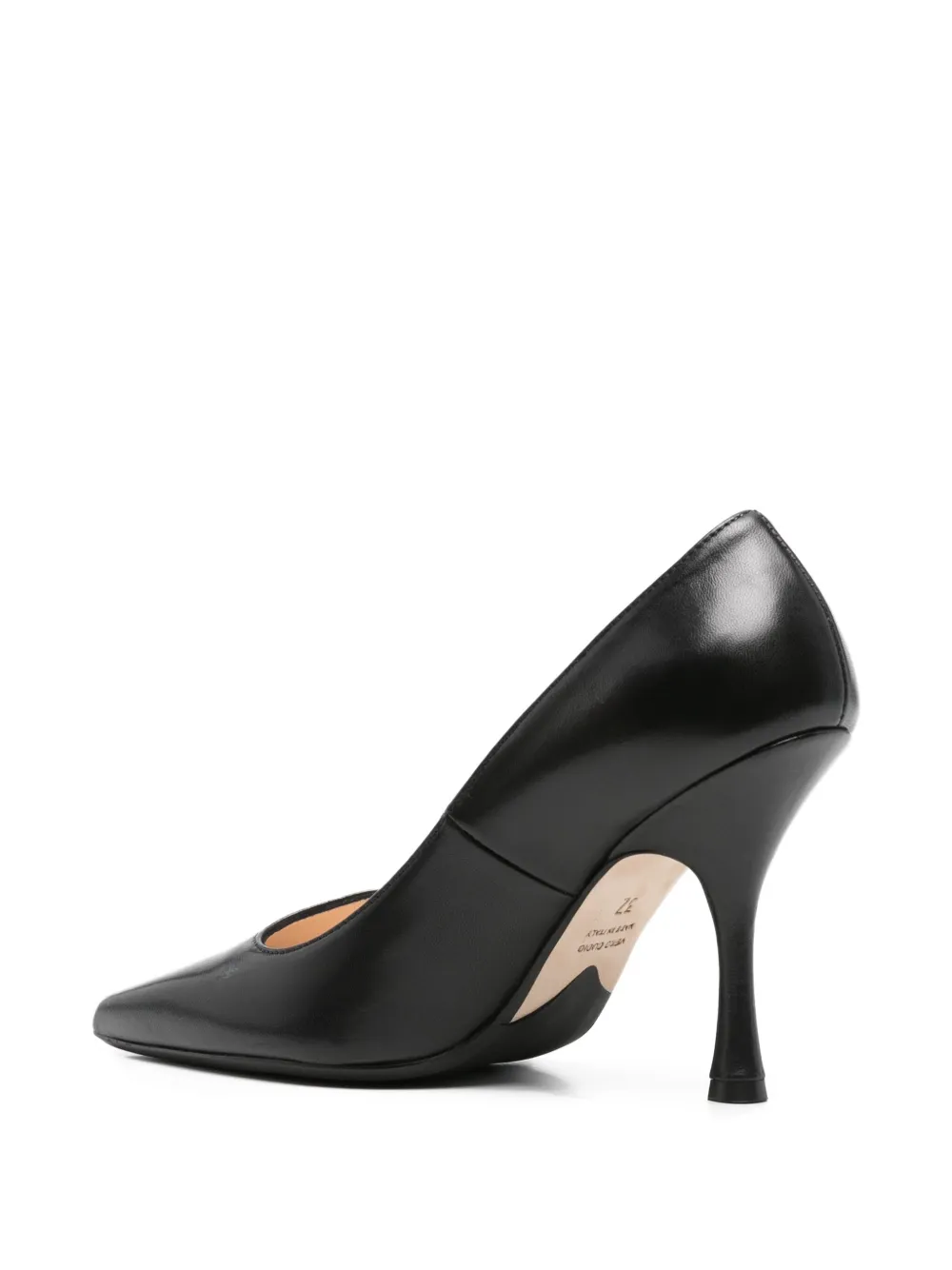 Anna F. Pumps met puntige neus Zwart