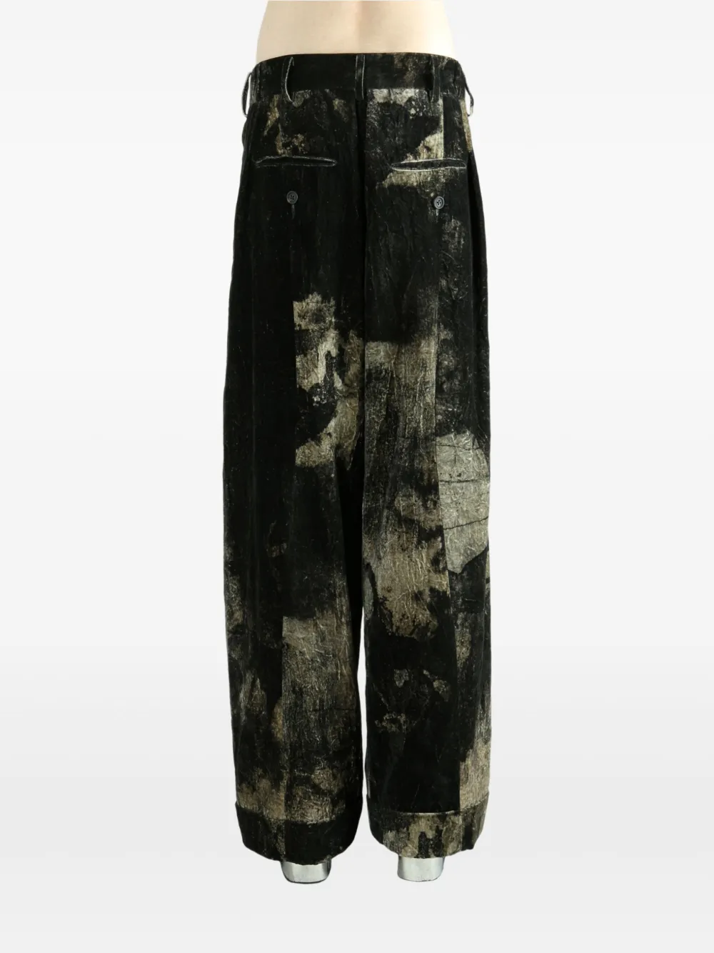 Ziggy Chen Plooibroek met wijde pijpen Zwart