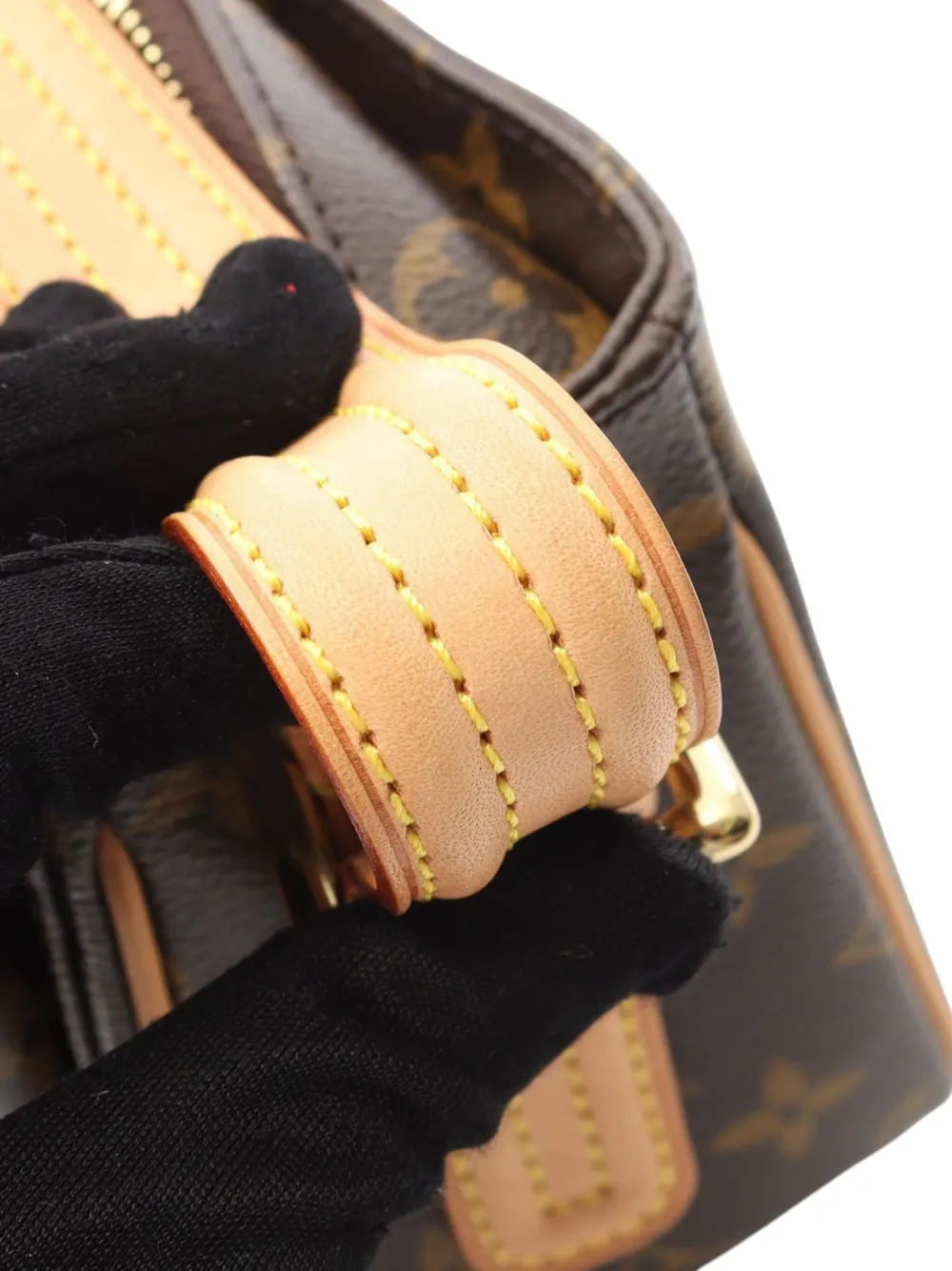 Pre-owned Louis Vuitton 2006 Monogram Viva Cite Mm Shoulder Bag In Brown