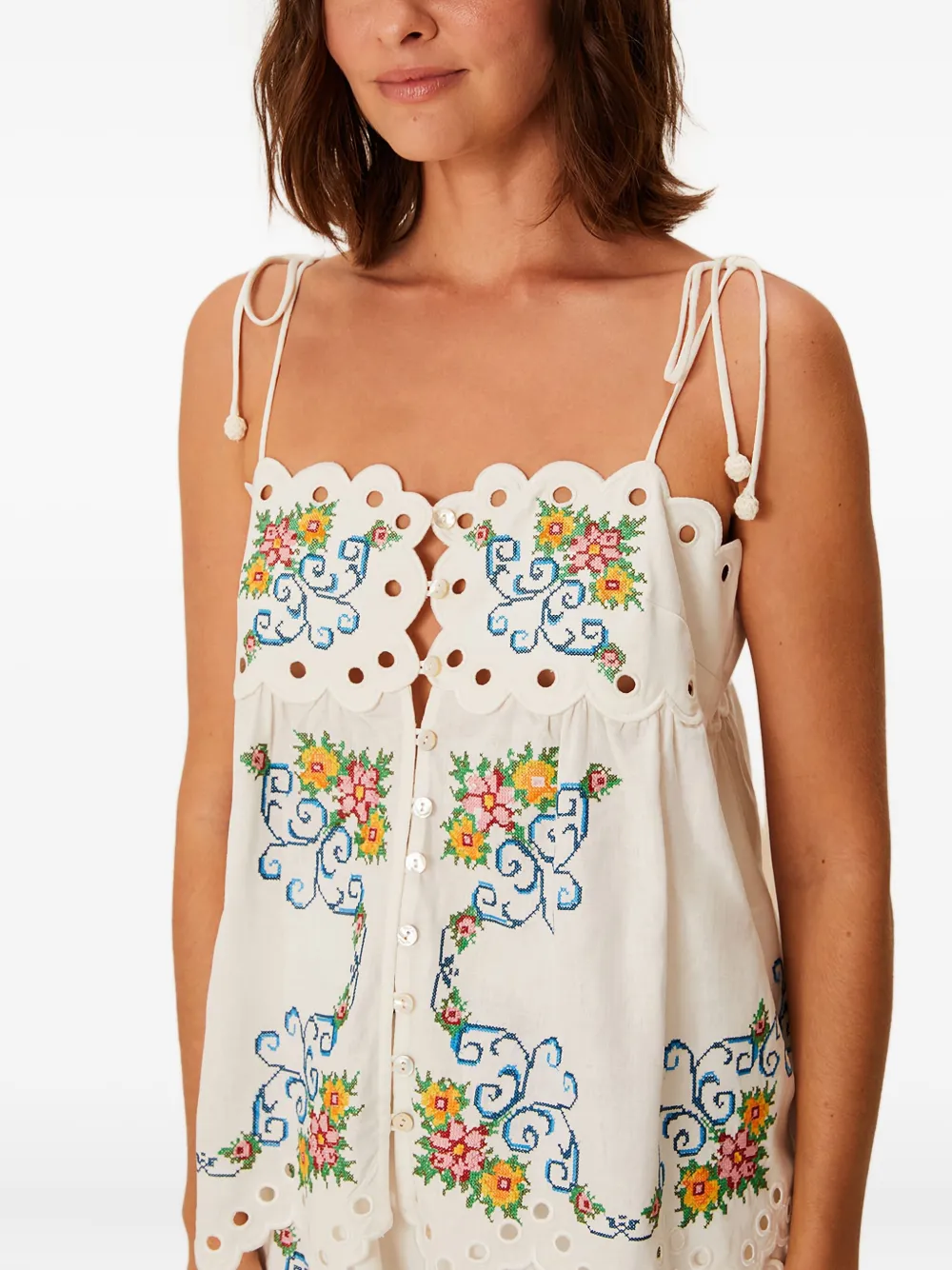 FARM Rio Gewelfde top met geborduurde bloemen Wit